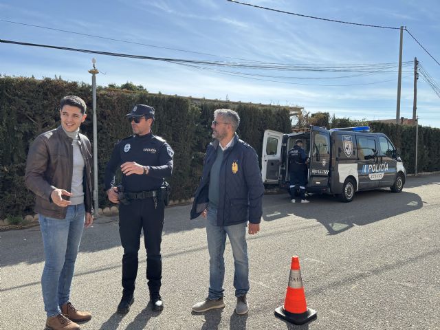 La unidad canina especializada en la detección de sustancias estupefacientes de la Policía Local realiza una exhibición en el Centro Ocupacional Urci - 1, Foto 1