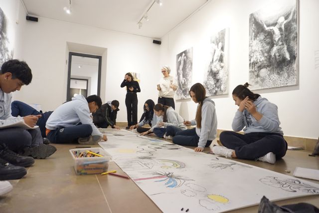 Museo Cristóbal Gabarrón visibiliza el 4º aniversario de la invasión de Ucrania con una acción artística - 3, Foto 3