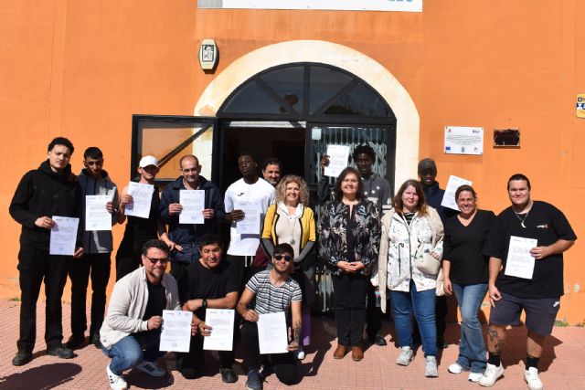 Clausurado el curso de mantenimiento de climatización para desempleados en La Pilica - 2, Foto 2