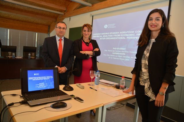 Las cooperativas son tan competitivas como las demás empresas agroalimentarias, según una tesis de la Cátedra Cajamar-UCPT - 1, Foto 1