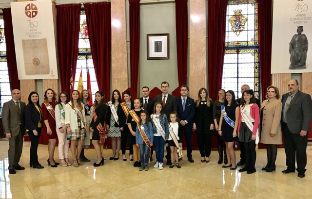 Cuenta atrás para conocer a las Abanderadas de Moros y Cristianos - 1, Foto 1