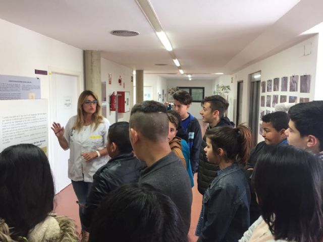 Los estudiantes del IES Gerardo Molina aprenden sobre los peligros del consumo de alcohol con el programa ARGOS - 1, Foto 1