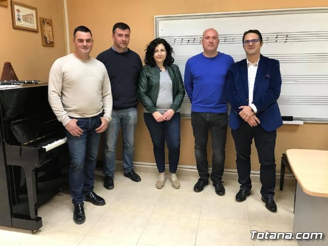 La Agrupación Musical de Totana firma un acuerdo de colaboración con la Hermandad de Santa María Magdalena para participar en la Semana Santa de Totana, Foto 1