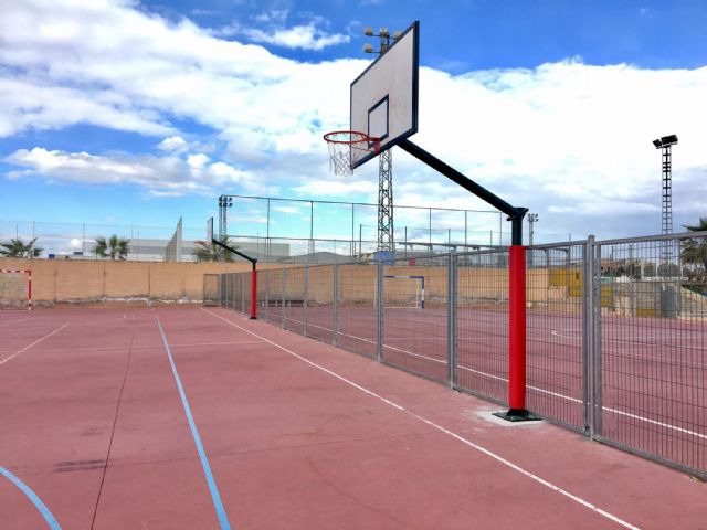 El polideportivo municipal aumenta la seguridad de sus usuarios - 1, Foto 1