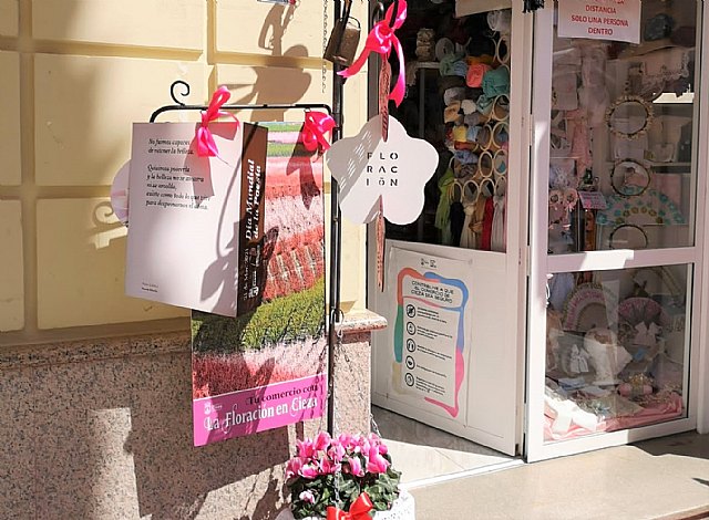 La biblioteca municipal agradece la colaboración de asociaciones, entidades y vecinos en el Día de la Poesía - 1, Foto 1