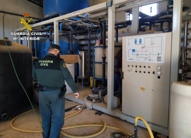 La Guardia Civil destapa una trama delictiva dedicada al uso de desalobradoras en el Campo de Cartagena - 1, Foto 1