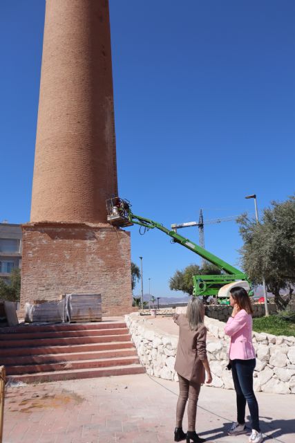 Comienzan las obras de rehabilitación y puesta en valor de la chimenea de La Loma - 1, Foto 1