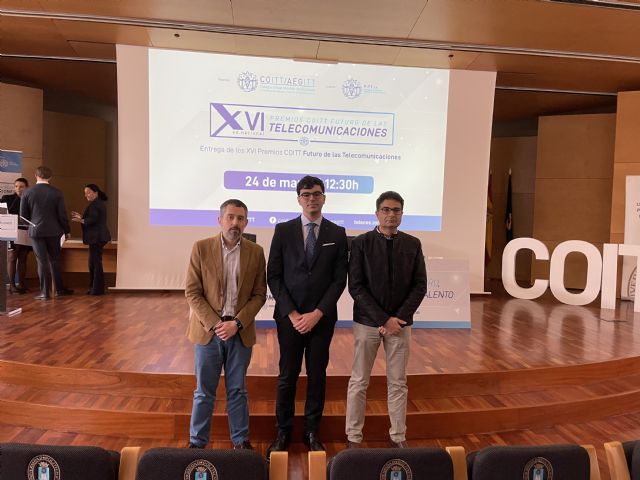 Premio nacional al TFG en Ingeniería Telemática para reducir la huella de carbono de las redes inalámbricas - 1, Foto 1