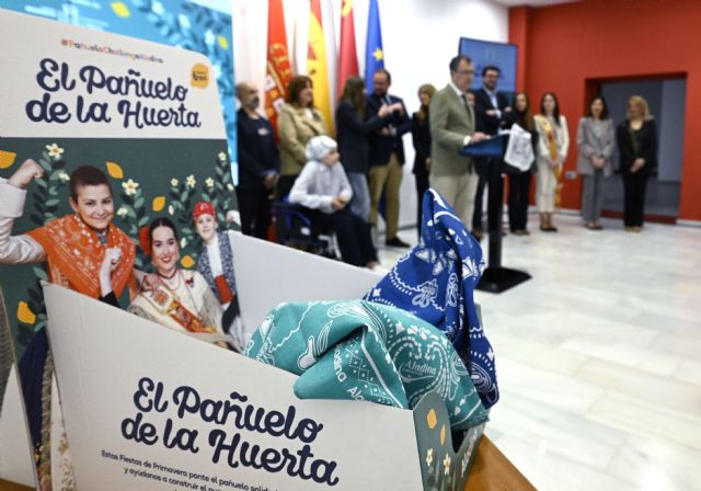 Murcia se viste de solidaridad con ´El Pañuelo de la Huerta´ en apoyo a los niños con cáncer - 3, Foto 3