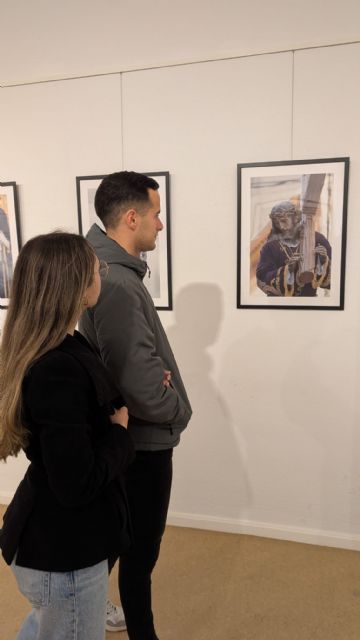 La Casa de la Cultura de Bullas inaugura la exposición 'Pasión en silencio', un homenaje a la tradición de la Semana Santa - 4, Foto 4