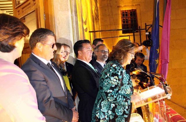 La pregonera Mª Carmen Martínez anuncia a los caravaqueños el inicio de sus fiestas patronales - 3, Foto 3