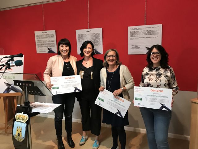 Inaugurada la exposición de Lorca para celebrar el 'Día del Libro' y entregados los premios del concurso de relatos hiperbreves con el tema 'Mujer' - 3, Foto 3