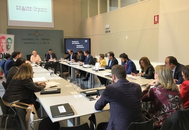 Responsables empresariales aportan sus propuestas para impulsar la FP Dual - 1, Foto 1