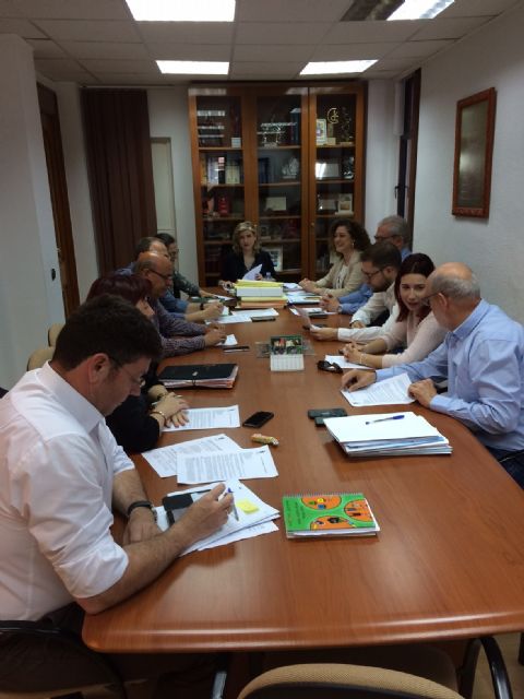 La Junta de Gobierno Local de Molina de Segura adjudica las obras de dotación de césped artificial del campo de fútbol de Altorreal con un gasto total de 141.999.97 euros - 1, Foto 1