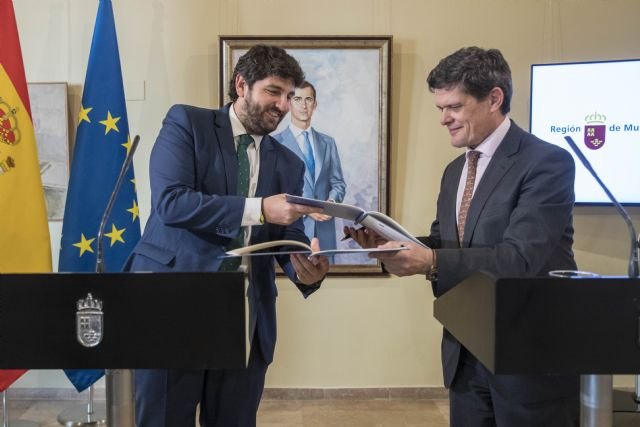 López Miras: La colaboración con Sareb permitirá preparar a la Región para el aumento de turistas que traerá el aeropuerto y el AVE - 1, Foto 1