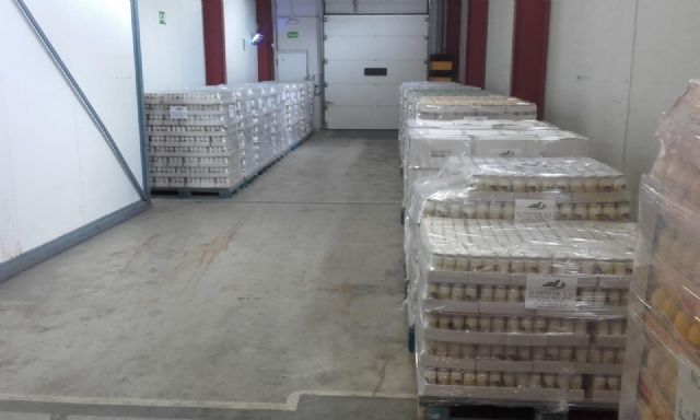 Estrella de Levante amplía la donación de agua embotellada y apoyo logístico en Albacete y Almería - 3, Foto 3