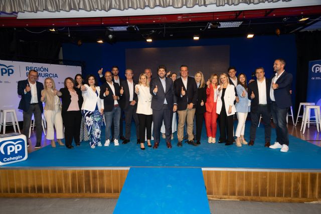 El Partido Popular presenta a las 20 mujeres y hombres que forman su lista electoral - 1, Foto 1