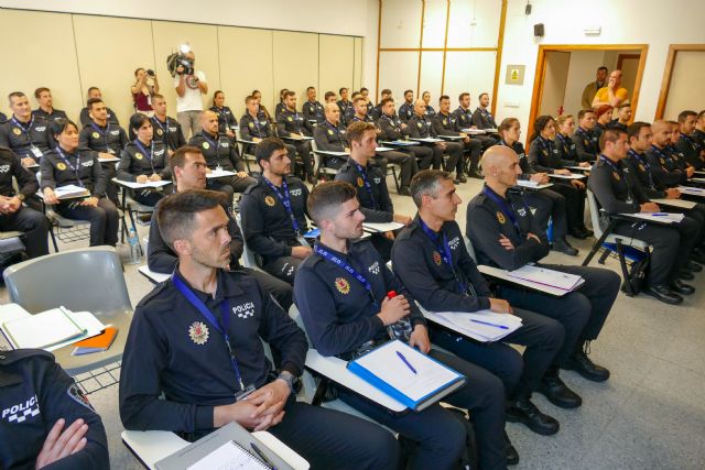 Serrano visita la Academia de la Policía Local de Murcia - 3, Foto 3