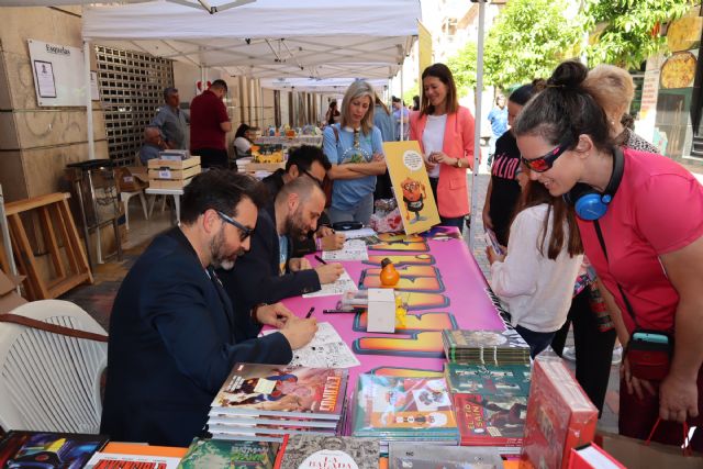 Gran éxito de las actividades organizadas con motivo del Día del Libro - 2, Foto 2