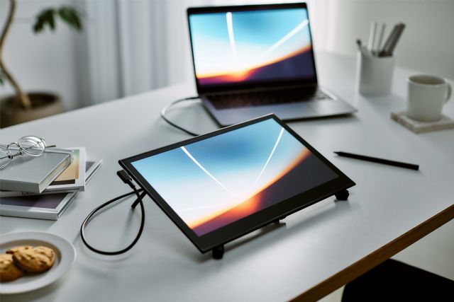Wacom presenta Movink, el primer monitor interactivo OLED más fino y ligero hasta la fecha, para profesionales creativos - 2, Foto 2