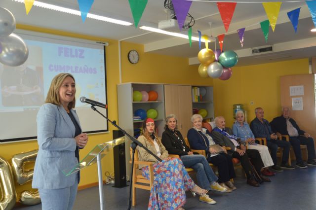 Política Social celebra el 105 cumpleaños de un residente del centro de Montepinar - 2, Foto 2