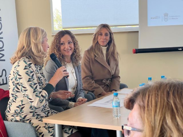 El Ayuntamiento de Murcia aprueba el primer plan de formación con cursos y talleres para todos los Centros de la Mujer - 2, Foto 2