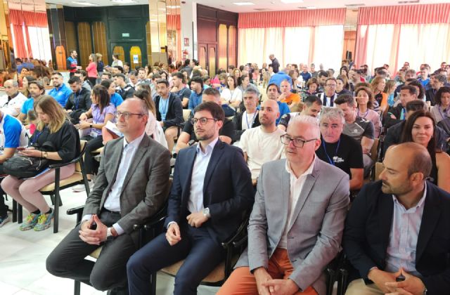 250 docentes participan en las II Jornadas de 'Escuelas Activas', dedicadas al valor pedag�gico de la costa de la Regi�n, Foto 2