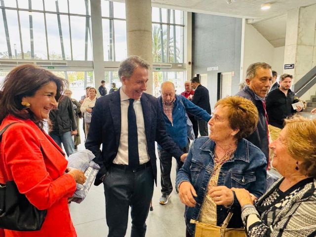 Un millar de mayores se dan cita en la Gala 'Encuentros y experiencias' de Cercanos Lorca, para dar el pistoletazo de salida a la segunda edición de la iniciativa - 2, Foto 2