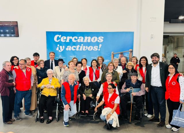 Un millar de mayores se dan cita en la Gala 'Encuentros y experiencias' de Cercanos Lorca, para dar el pistoletazo de salida a la segunda edición de la iniciativa - 3, Foto 3