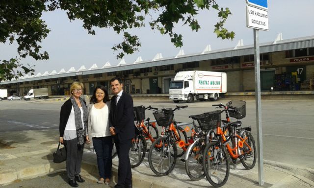 Los empleados de MercaMurcia dispondrán de bicicletas cedidas por el Ayuntamiento para desplazarse por las instalaciones - 1, Foto 1