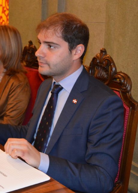 MC solicitará que el Pleno inste a la Consejería de Cultura y a la Federación regional de Fútbol a dotar de césped artificial al Mundial 82 - 2, Foto 2