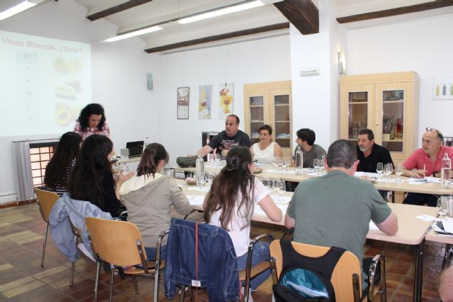 El CCT comienza a impartir los cursos gratuitos del sector de la hostelería - 2, Foto 2