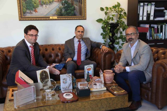 El Ayuntamiento de Caravaca y la Universidad Politécnica estudian vías de colaboración para apoyar a estudiantes y empresas - 1, Foto 1