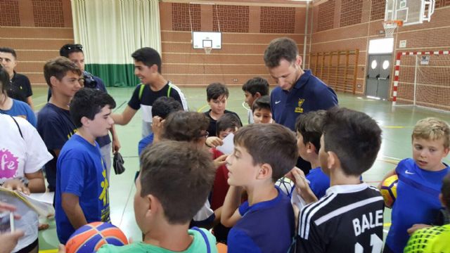 Pedro Llompart visita el Colegio Salesianos Don Bosco - 1, Foto 1