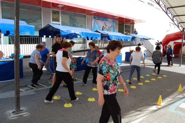 5ª Semana del Hospital: Salud a través de la actividad física y la nutrición - 1, Foto 1