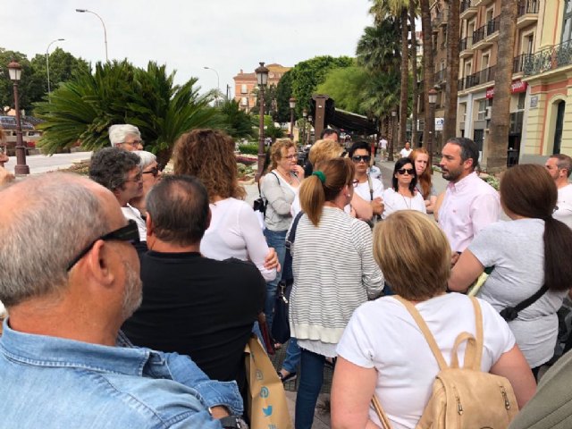 Rafael Gómez reitera a las trabajadoras de la limpieza de colegios su ´permanente posición de diálogo´ - 1, Foto 1
