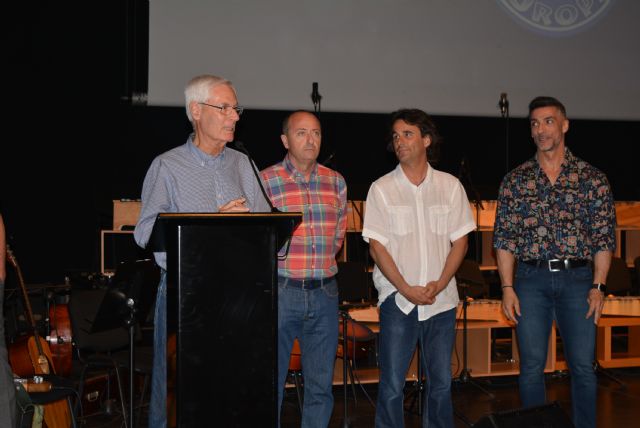 Más de 300 alumnos participan en el concierto anual del IES Europa - 1, Foto 1