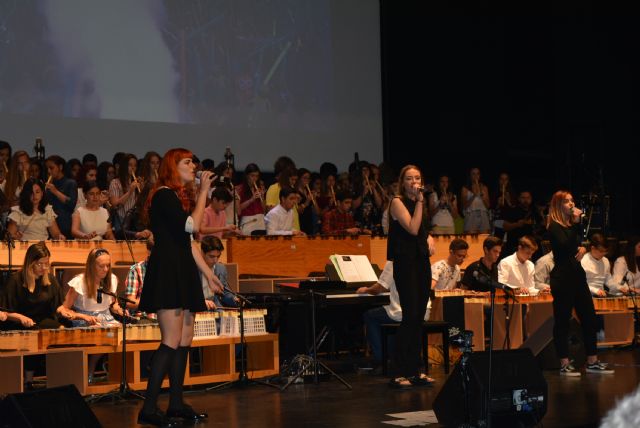 Más de 300 alumnos participan en el concierto anual del IES Europa - 4, Foto 4