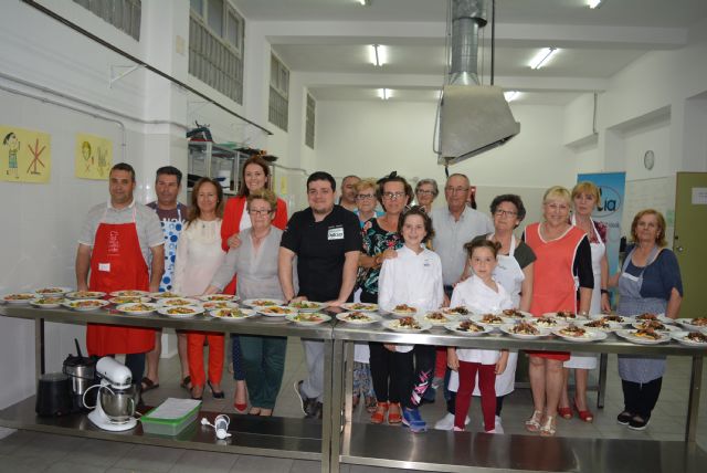 Jornada de degustación de platos elaborados por los alumnos del curso de cocina de ADIA - 3, Foto 3