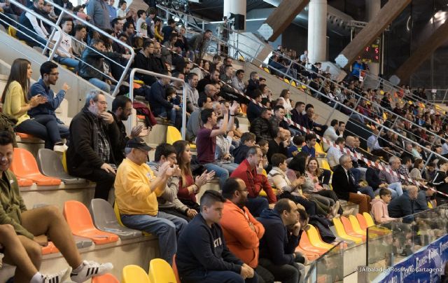 Una pantalla de 18 metros cuadrados ofrecerá el partido en el que el Cartagena se juega el ascenso - 1, Foto 1