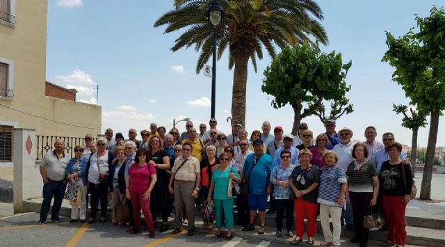 Los mayores de los Hogares del pensionista de San Pedro del Pinatar visitan Cehegín - 1, Foto 1