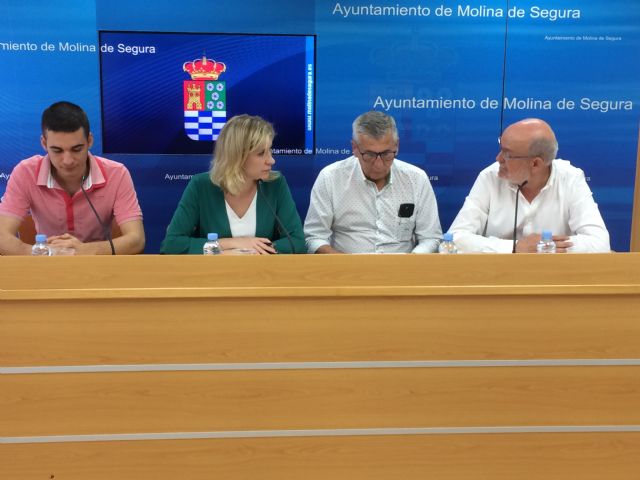 El Ayuntamiento de Molina de Segura y la Coral Polifónica Hims Mola firman un convenio para promocionar sus actividades musicales en 2019 - 2, Foto 2