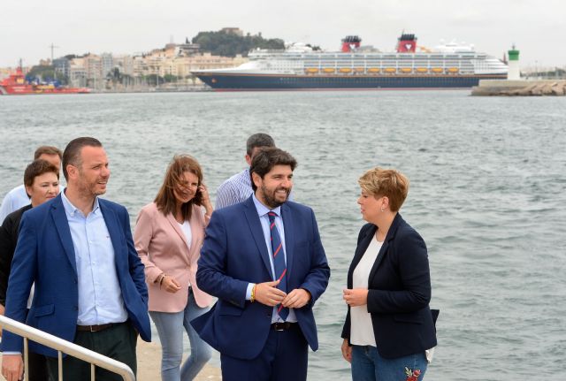 López Miras: Con un gobierno de PSOE y  Podemos, la Region será una sucursal de Sánchez - 1, Foto 1