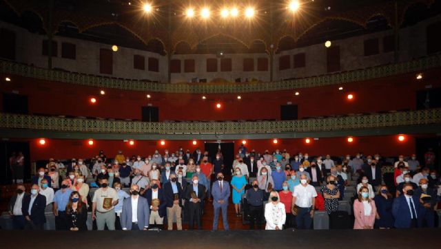 El Ayuntamiento de Murcia homenajea a 183 funcionarios municipales jubilados - 1, Foto 1