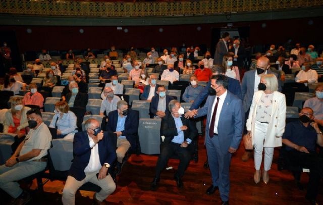 El Ayuntamiento de Murcia homenajea a 183 funcionarios municipales jubilados - 2, Foto 2