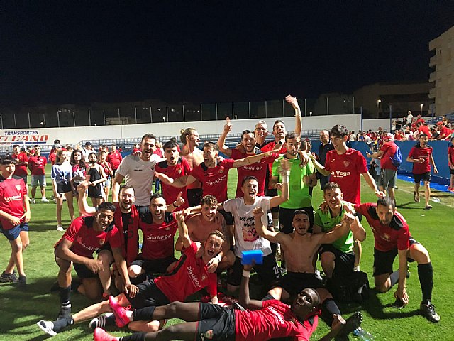 El alcalde felicita al CD Cieza por su ascenso a tercera - 1, Foto 1