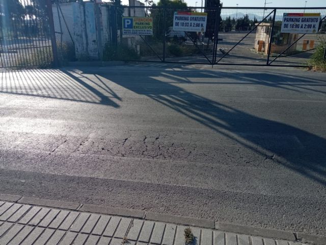 IU pide al Gobierno de Lorca que no descuide sus competencias sobre seguridad vial y correcta señalización horizontal de los pasos de cebra - 3, Foto 3