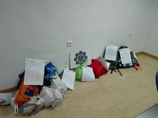 La Policia Local decomisa 200 kilos de material pirotecnico e identifica a diez jovenes en La Vaguada - 1, Foto 1