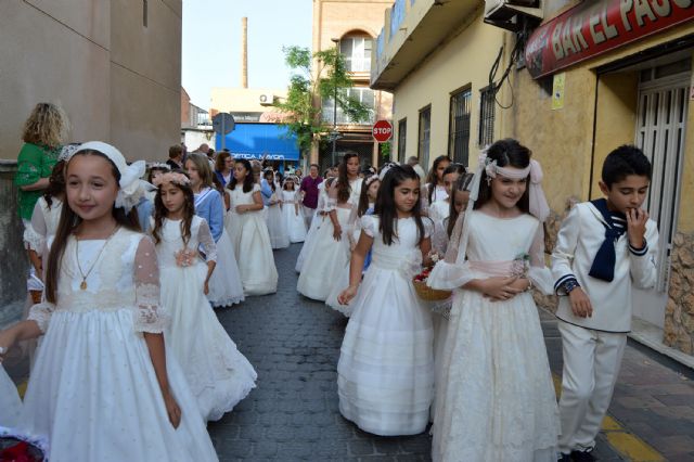 Los niños y niñas torreños, protagonistas un año más de la procesión del Corpus - 1, Foto 1