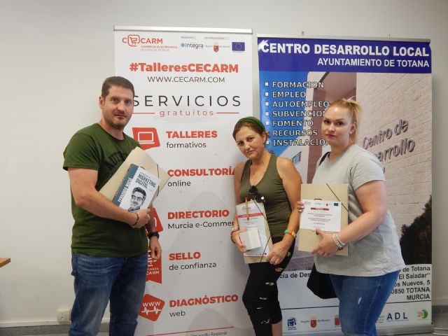 The Electronic Commerce Workshop that takes place every year at the Local Development Center within the framework of the CECARM project is celebrated with great success of participants, Foto 3